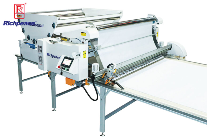 Richpeace-Automatic-Large-Hopper-Spreading-Machine