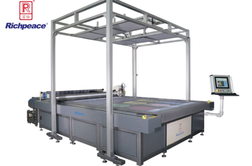 Richpeace-Stripe-and-Plaid-MatchingCutting-Machine