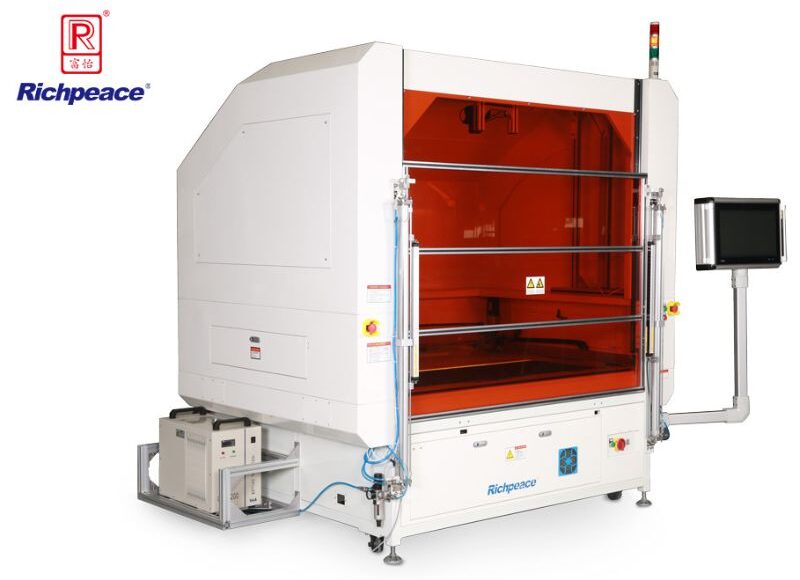 Richpeace Special Laser Cutting Machinefor Automotive Sunroof Windshield